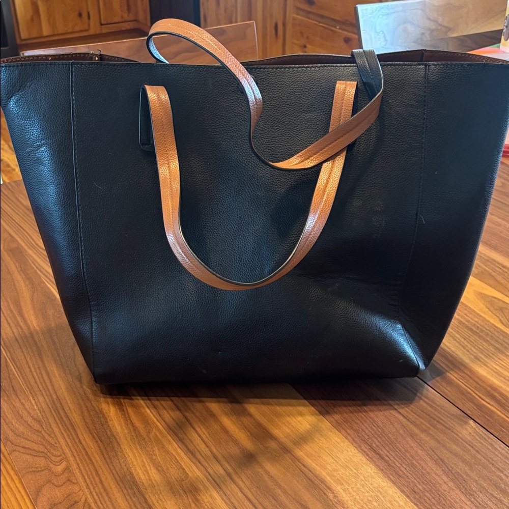 Elegant Black and Tan Tote Bag